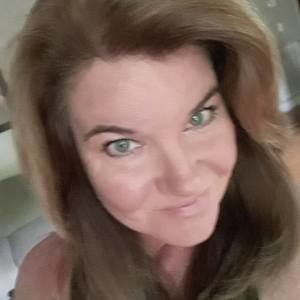 Meet your Posher, Sharon